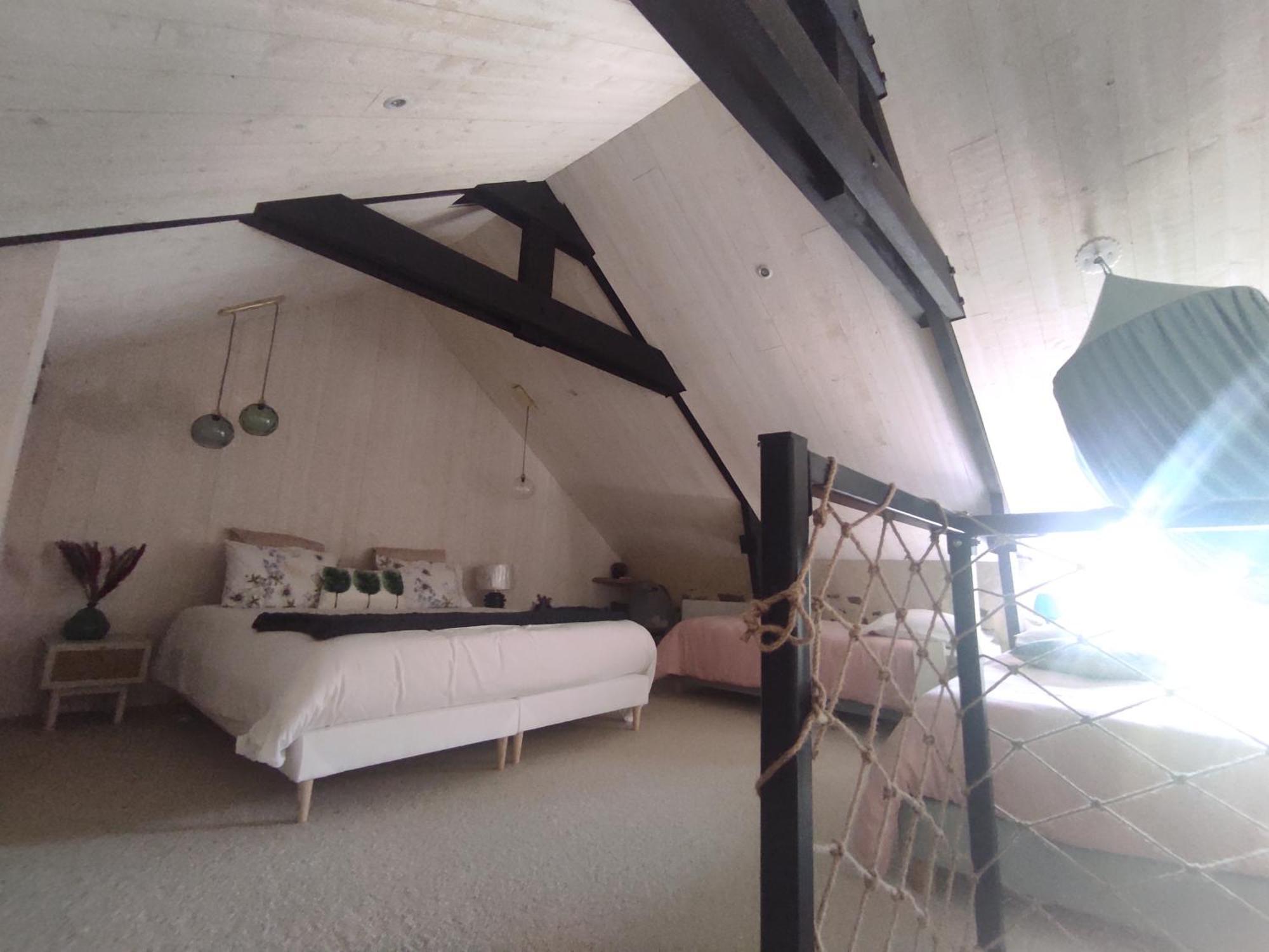 La Ville Es Riez Chambre D'Hotes Corseul Luaran gambar